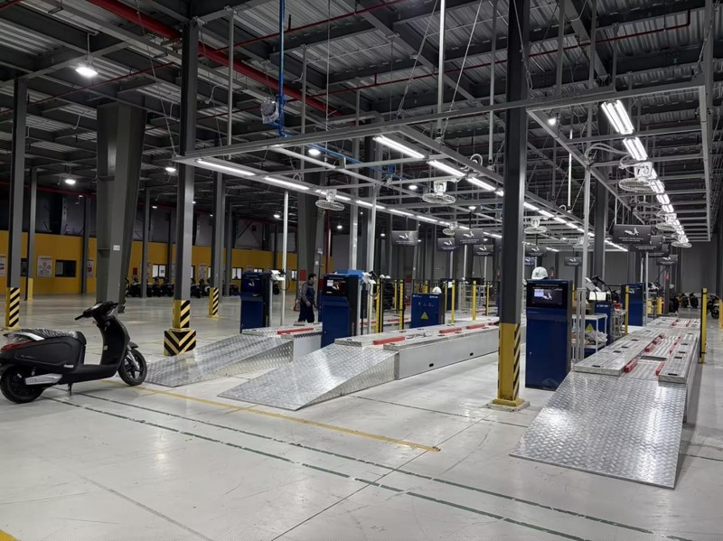 How does Anche's customized vehicle inspection system advance its internationalization in Vietnam?